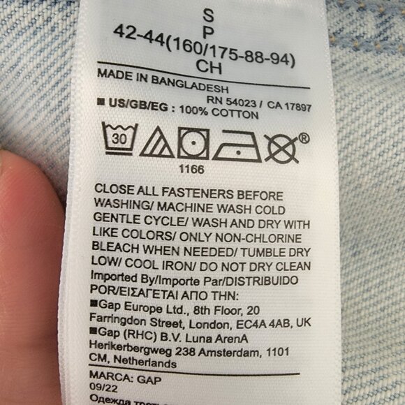 GAP Denim Jacket Small - Picture 4 of 8
